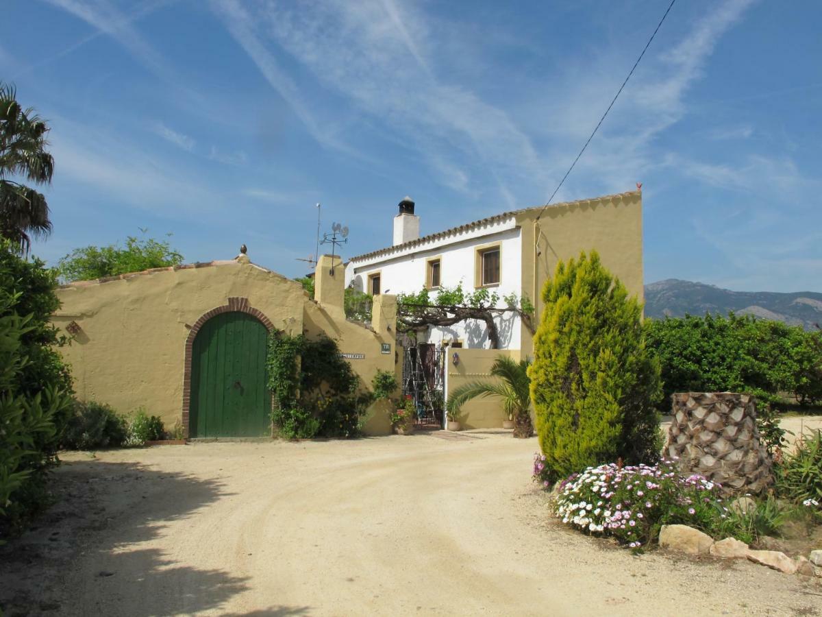 River Ebro Holidays Tivenys Екстериор снимка